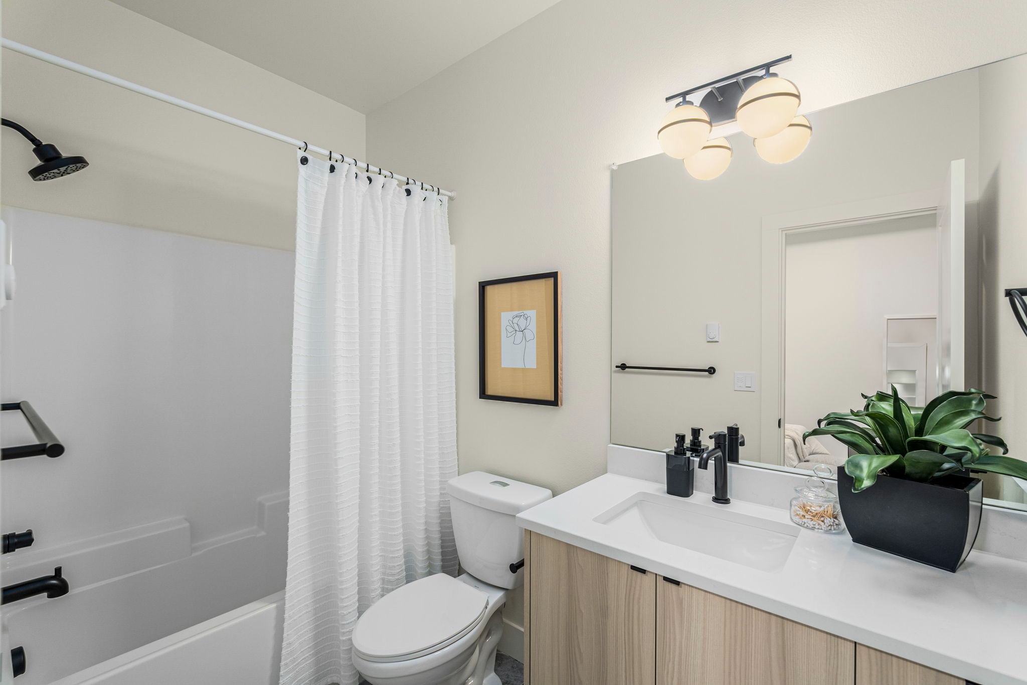 imgi 10 17 web or mls 6405 n greeley ave