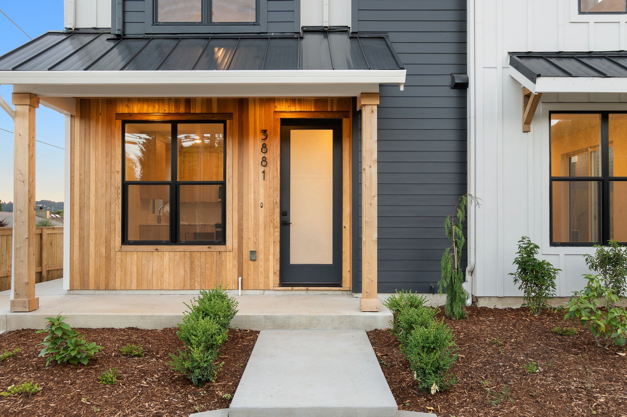 imgi 2 12 web or mls 3881 se 28th ave