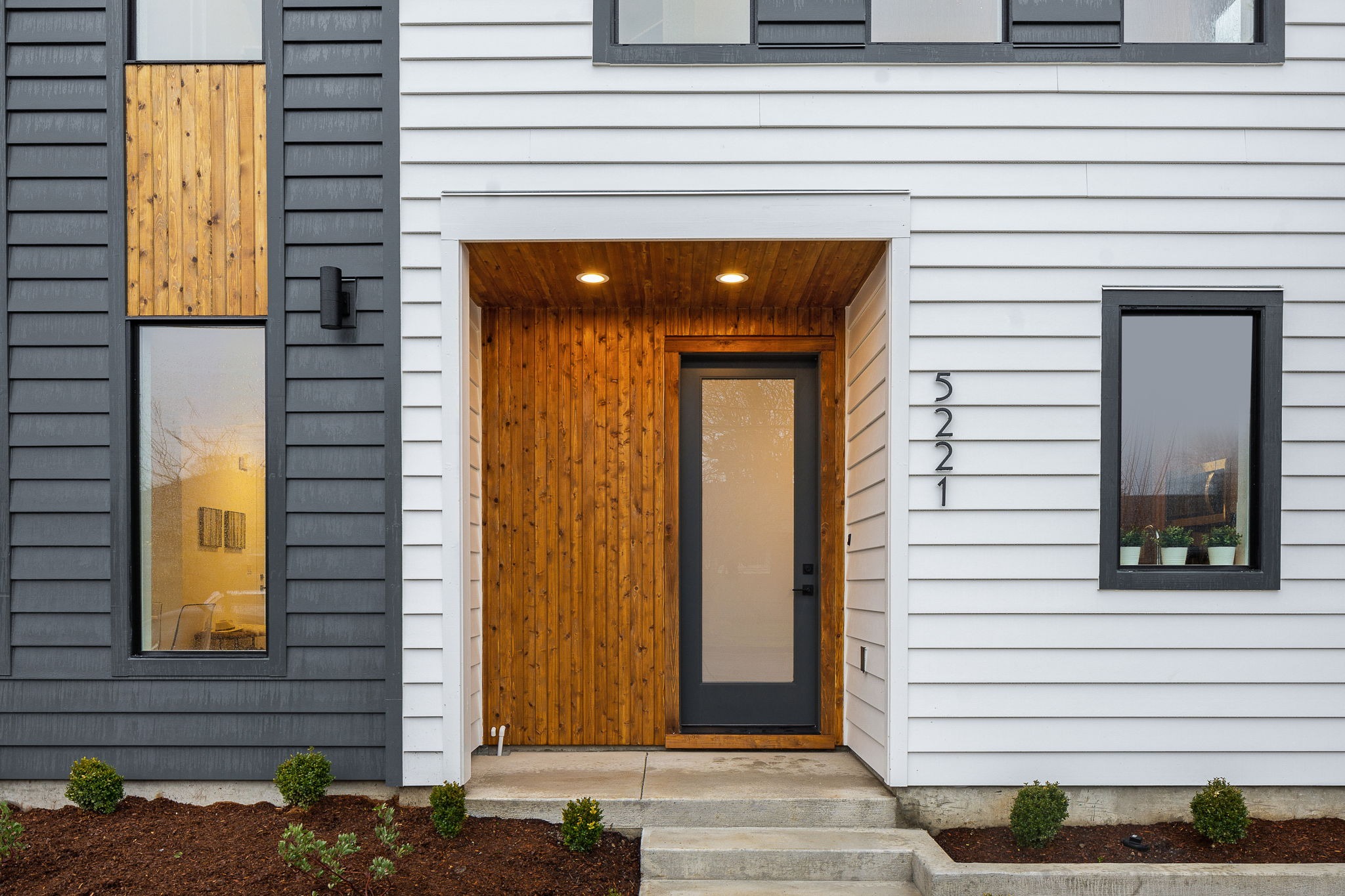 imgi 2 4 web or mls 5215 n maryland ave unit 3