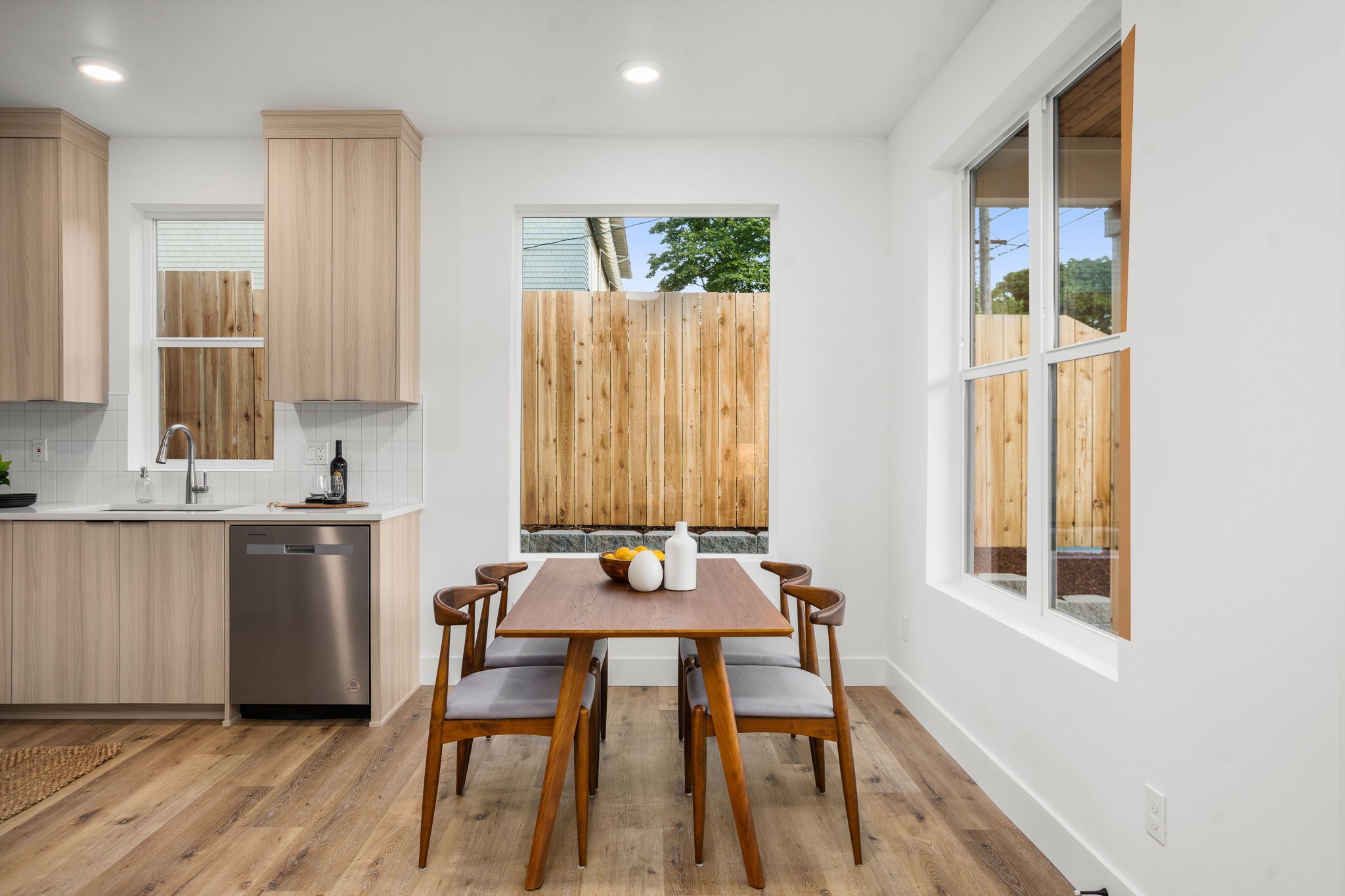 imgi 4 11 web or mls 2726 se 26th ave