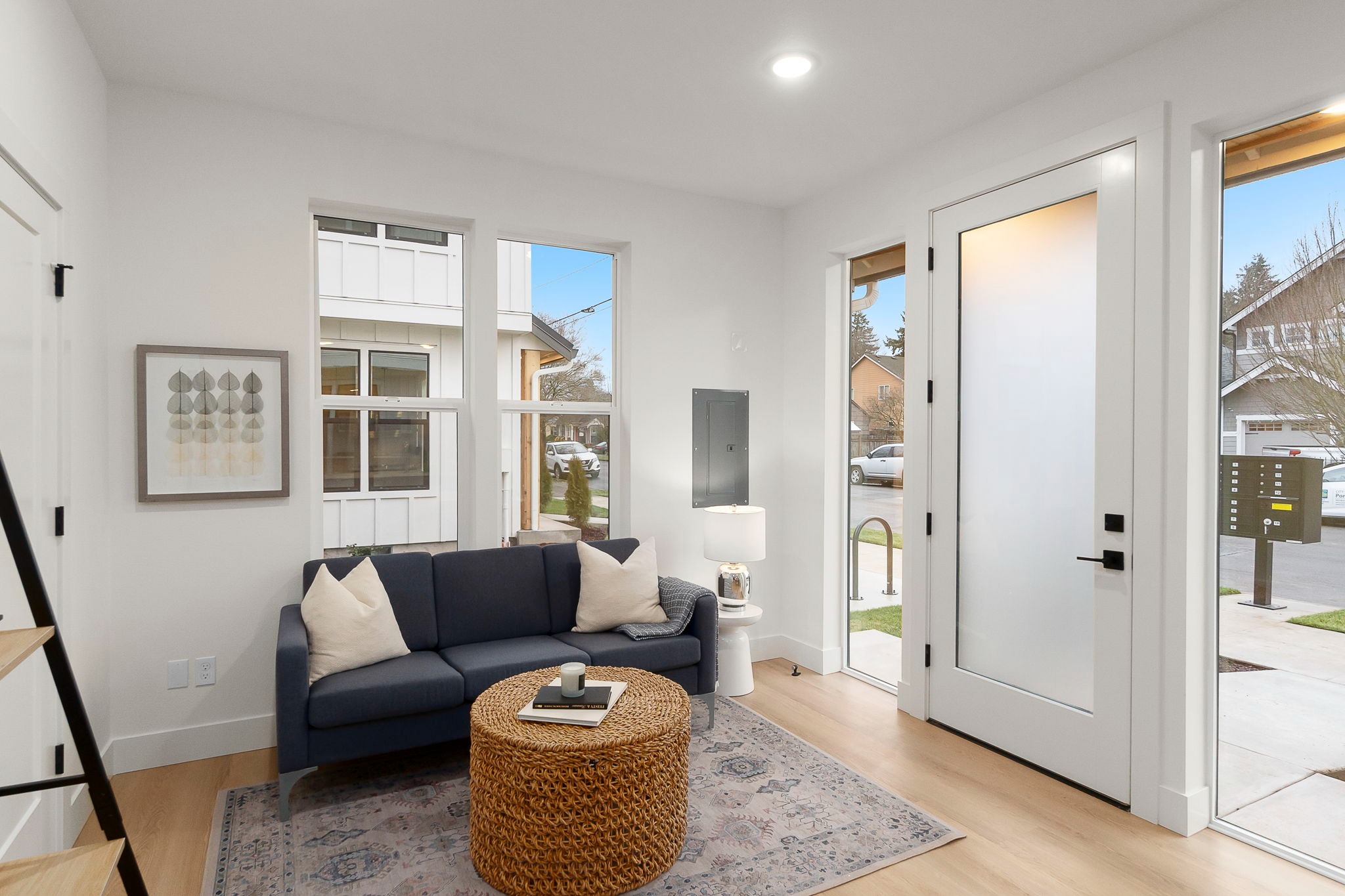 imgi 5 7 web or mls 5269 n oberlin st