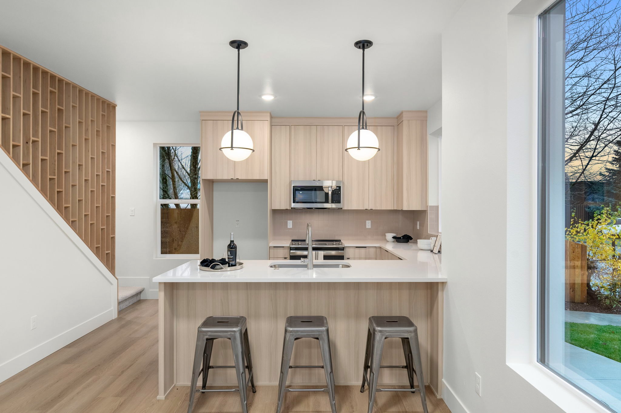 imgi 5 9 web or mls 6405 n greeley ave