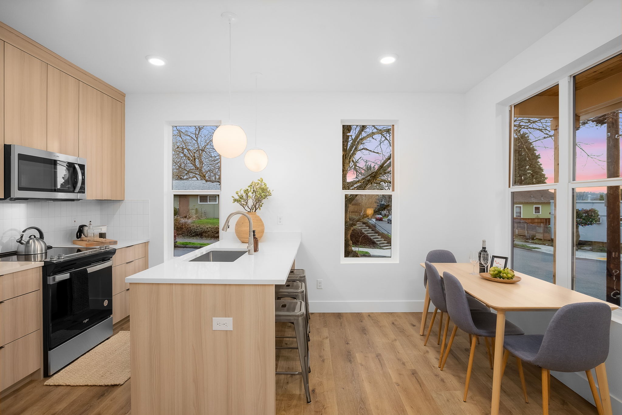 imgi 7 9 web or mls 3890 se 27th ave