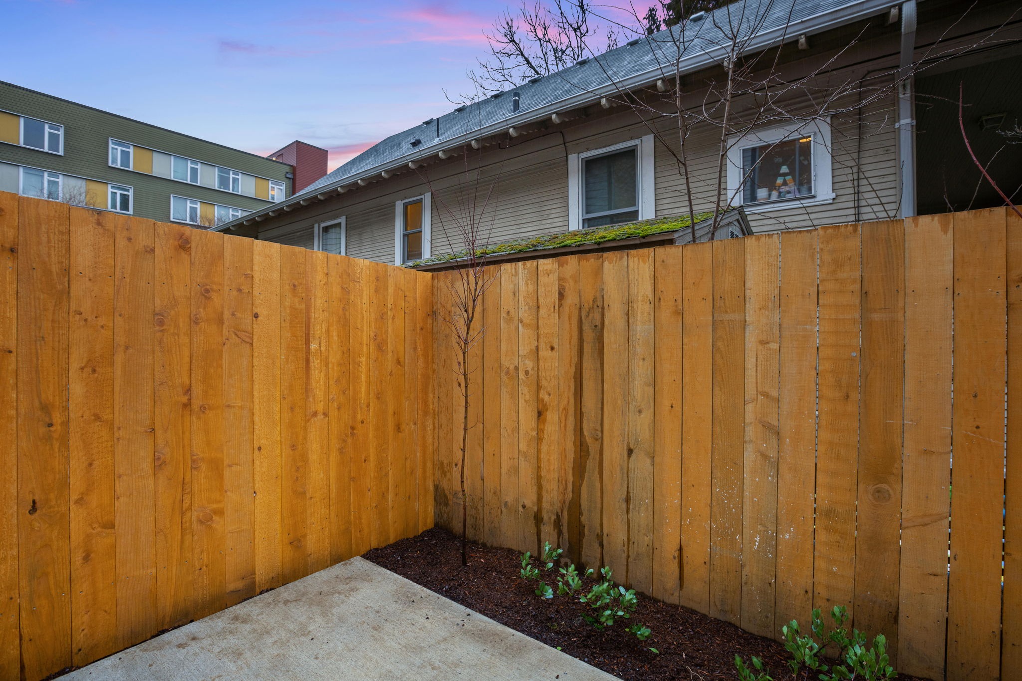 imgi 9 17 web or mls 5215 n maryland ave unit 3